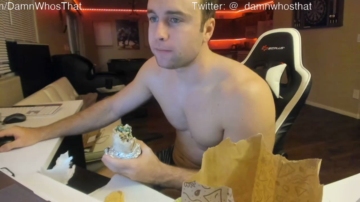 Damn_Whos_That  26-10-2021 video chat